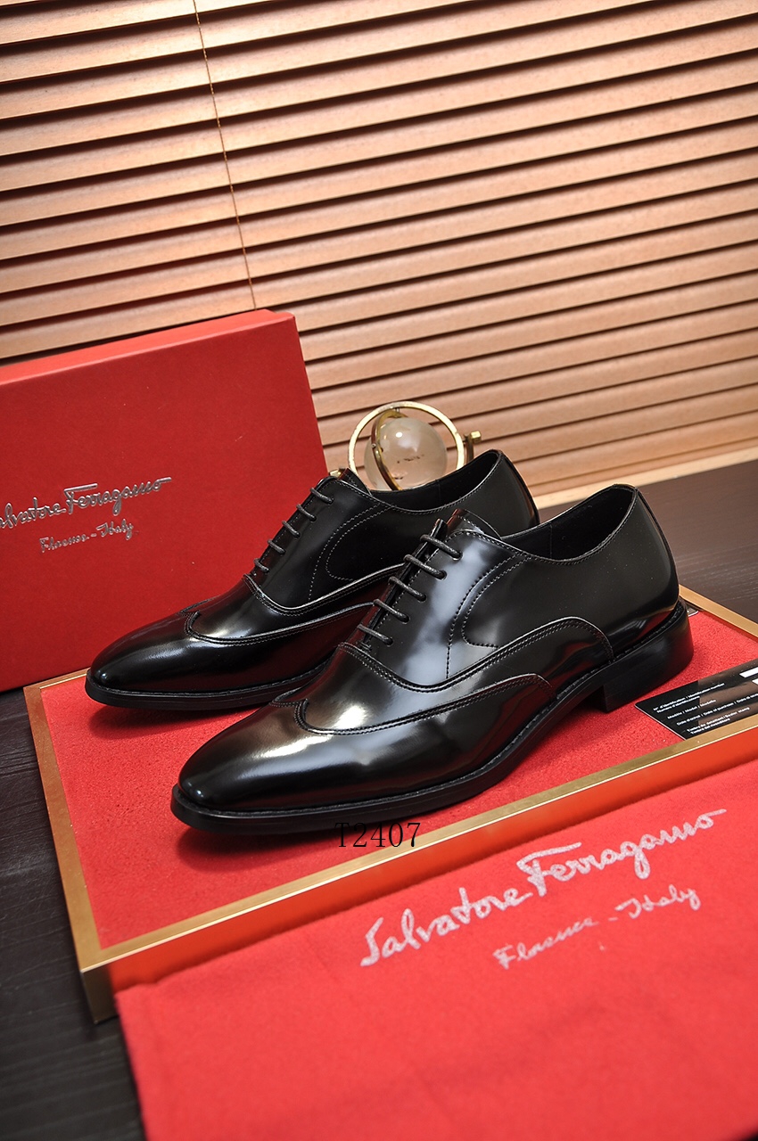 Ferragamo sz38-44 494
